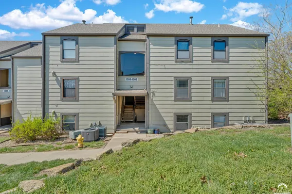 $172,500 | 1300 Westbrooke Street, Lawrence, KS 66049