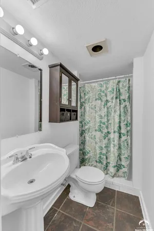 $172,500 | 1300 Westbrooke Street, Lawrence, KS 66049