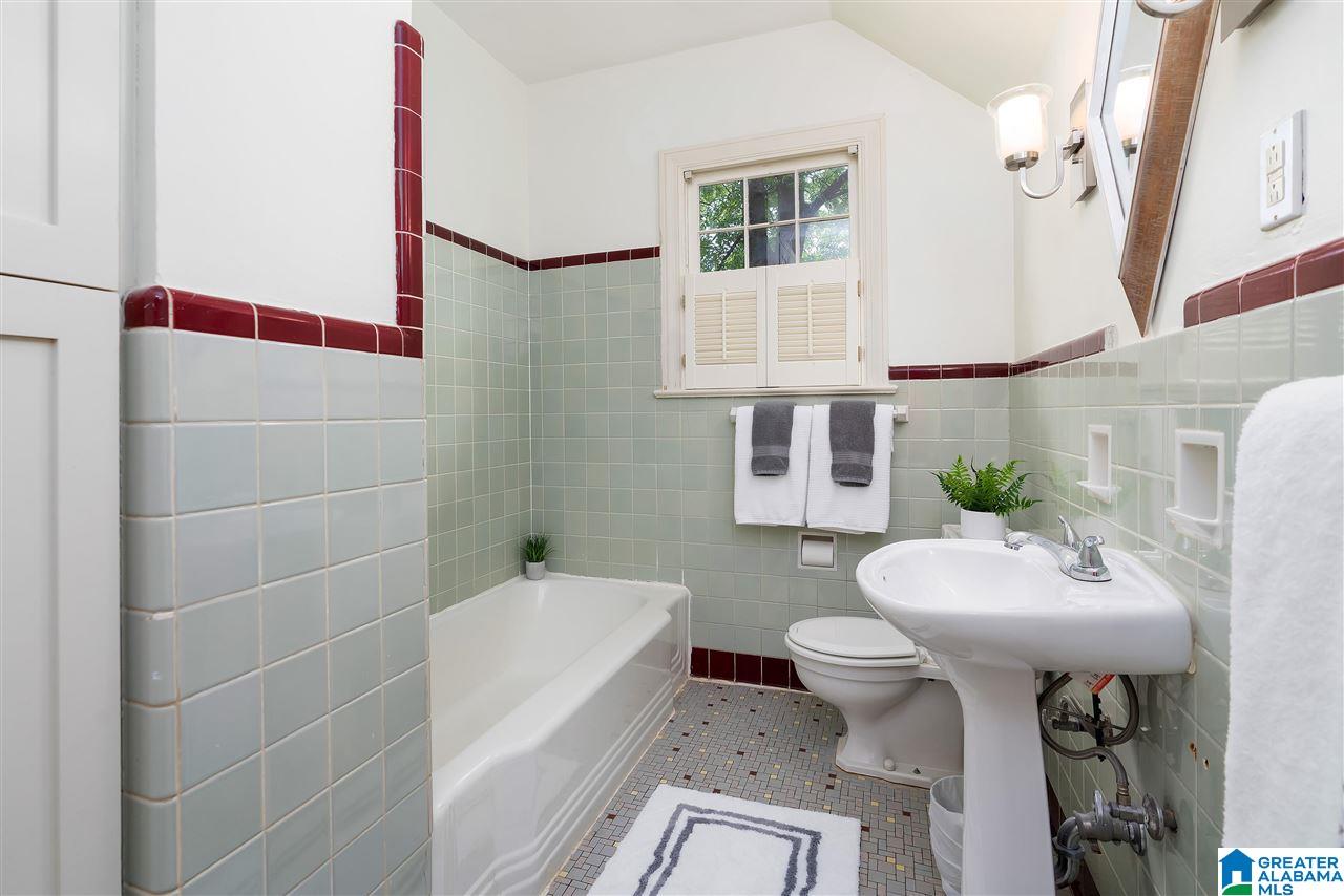 1453 Ridge Road Birmingham, AL 35209 - Photo 30 of 42