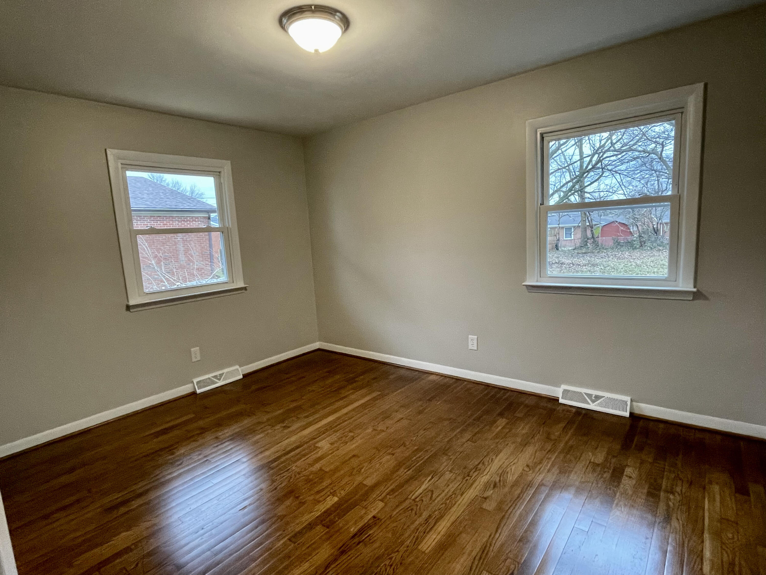 534 Radcliffe Road Lexington, KY 40505 - Photo 17 of 32 master
