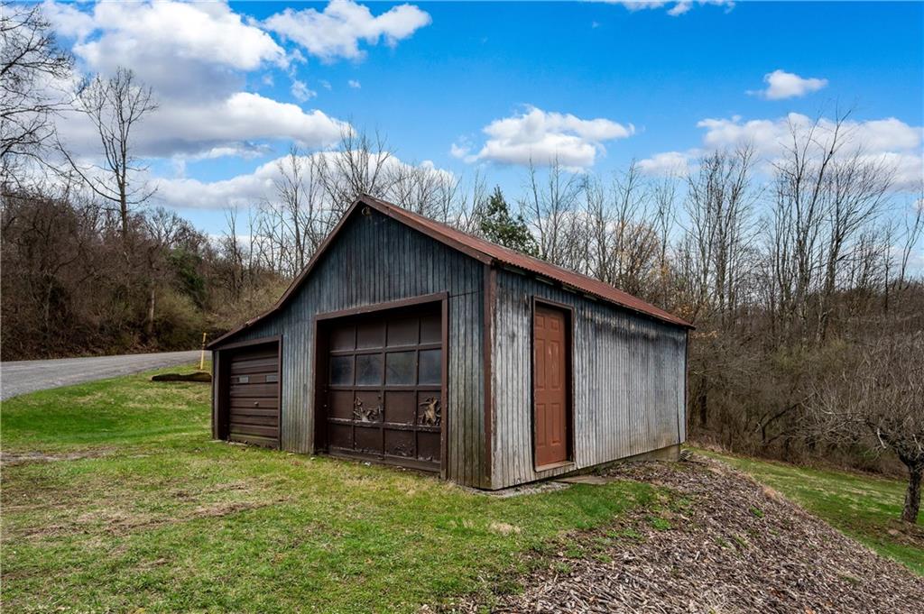 327 Rohrbach Road Chicora, PA 16025 - Photo 25 of 30 Gallery Image 25