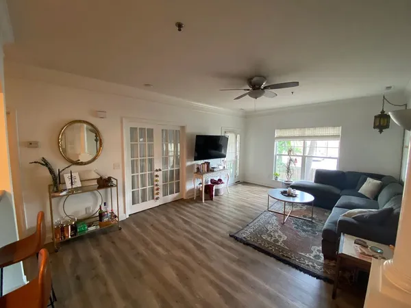 $1,900 | 2304 Elliott Avenue, Unit 103, Nashville, TN 37204