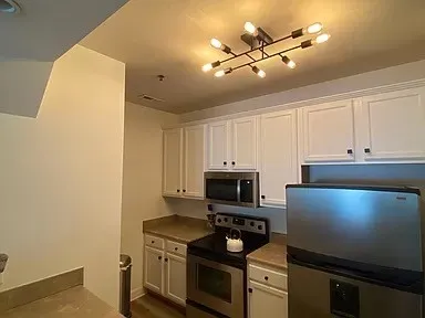 $1,900 | 2304 Elliott Avenue, Unit 103, Nashville, TN 37204