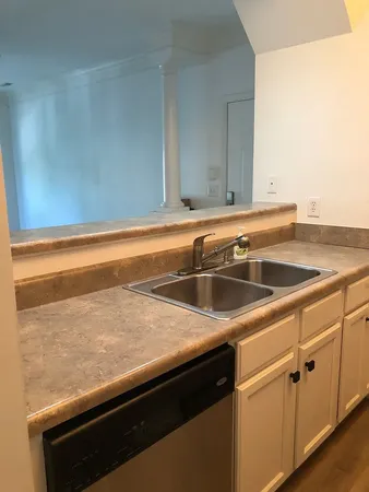 $1,900 | 2304 Elliott Avenue, Unit 103, Nashville, TN 37204