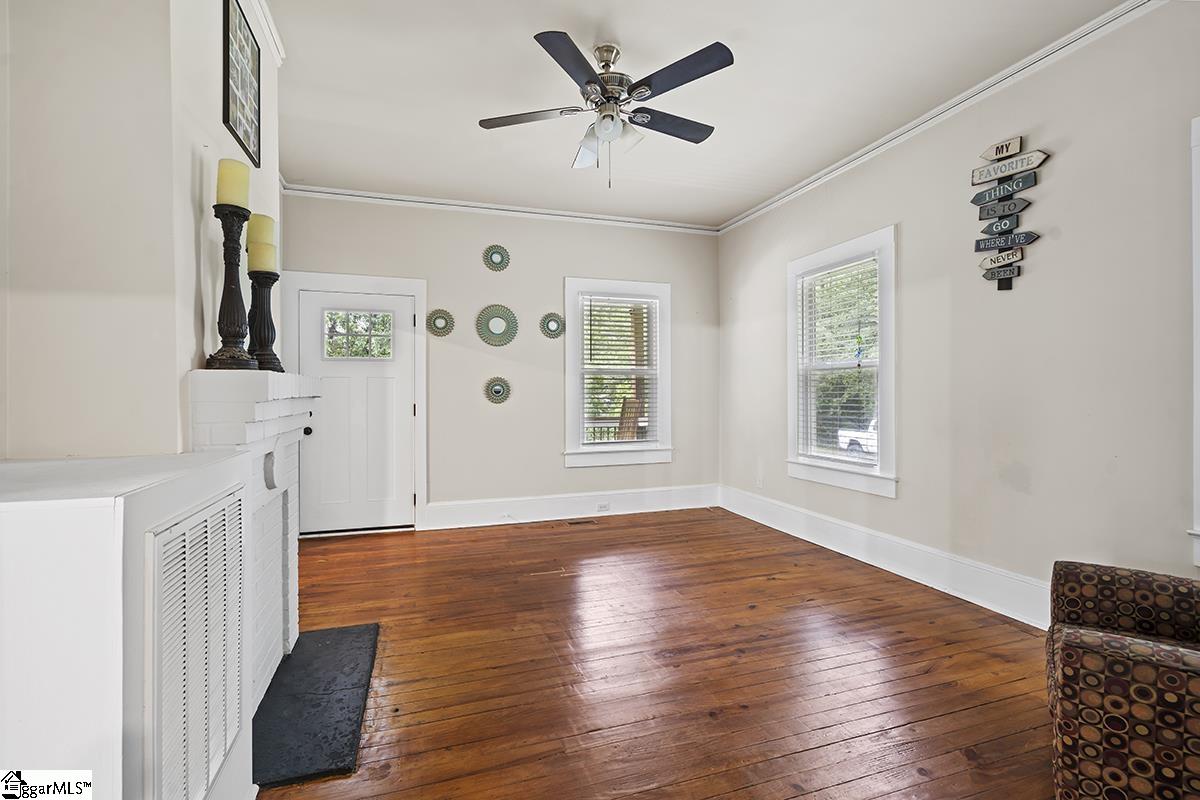 610 Swygert Street Laurens, SC 29360 - Photo 8 of 18