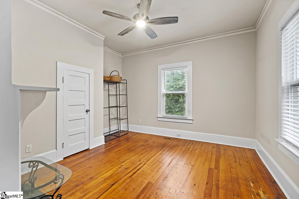 610 Swygert Street Laurens, SC 29360 - Photo 9 of 18