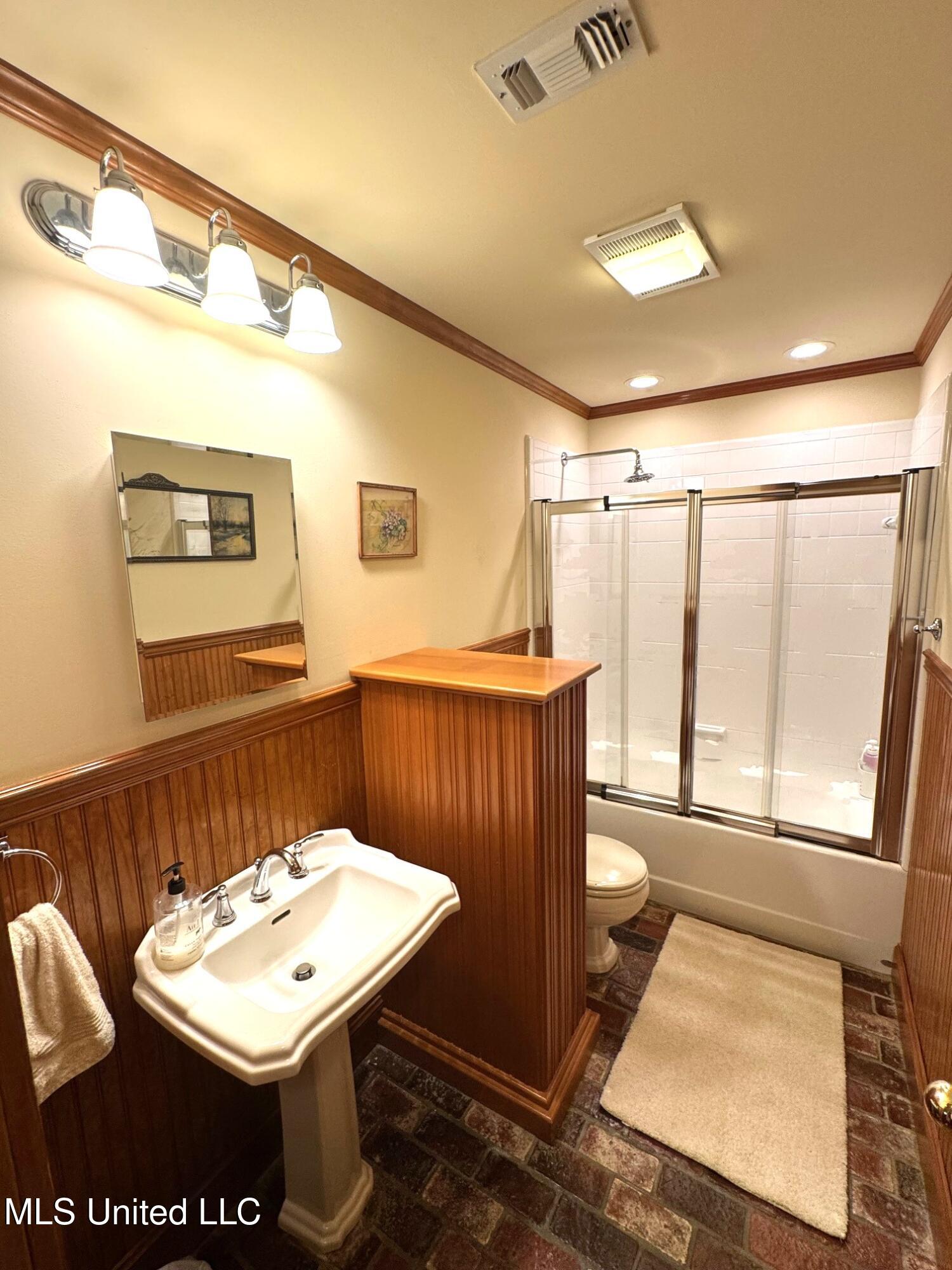 2053 Osyka Progress Road Osyka, MS 39657 - Photo 11 of 49 RG- Hall bath