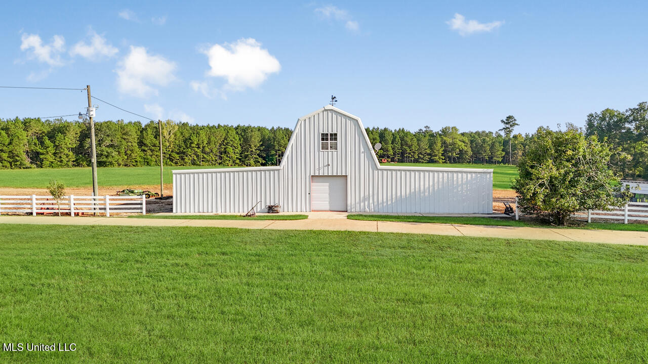 2053 Osyka Progress Road Osyka, MS 39657 - Photo 29 of 49 RG - Drone shop front