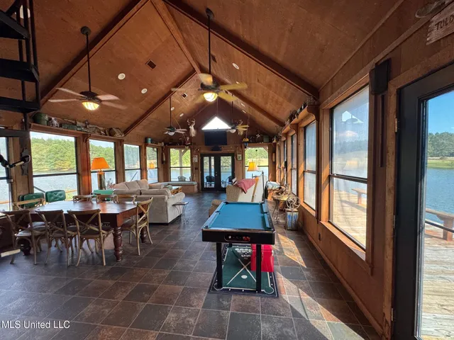 $2,250,000 | 2053 Osyka Progress Road, Osyka, MS 39657