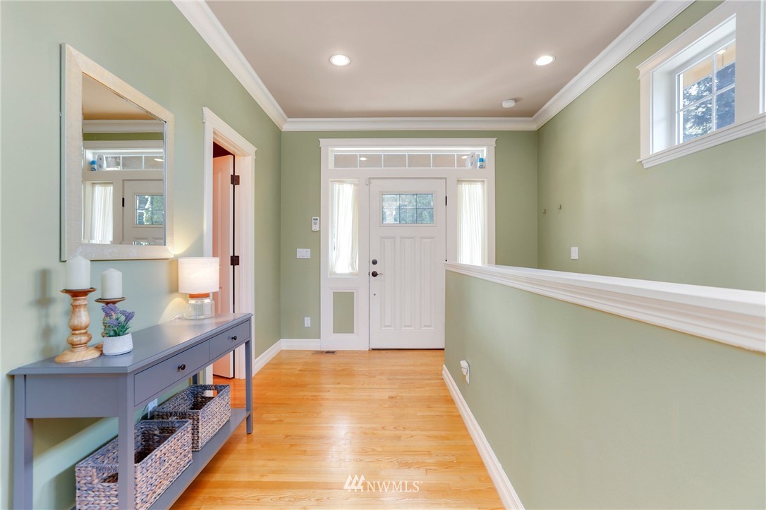 2607 Shannon Point Road Anacortes, WA 98221 - Photo 2 of 25 Gallery Image 2