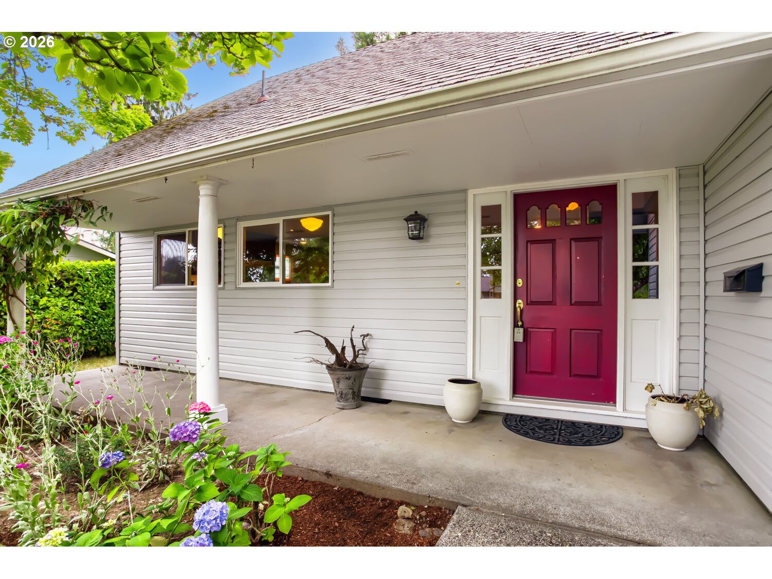 12935 Southwest Rita Drive Beaverton, OR 97005 - Photo 4 of 27