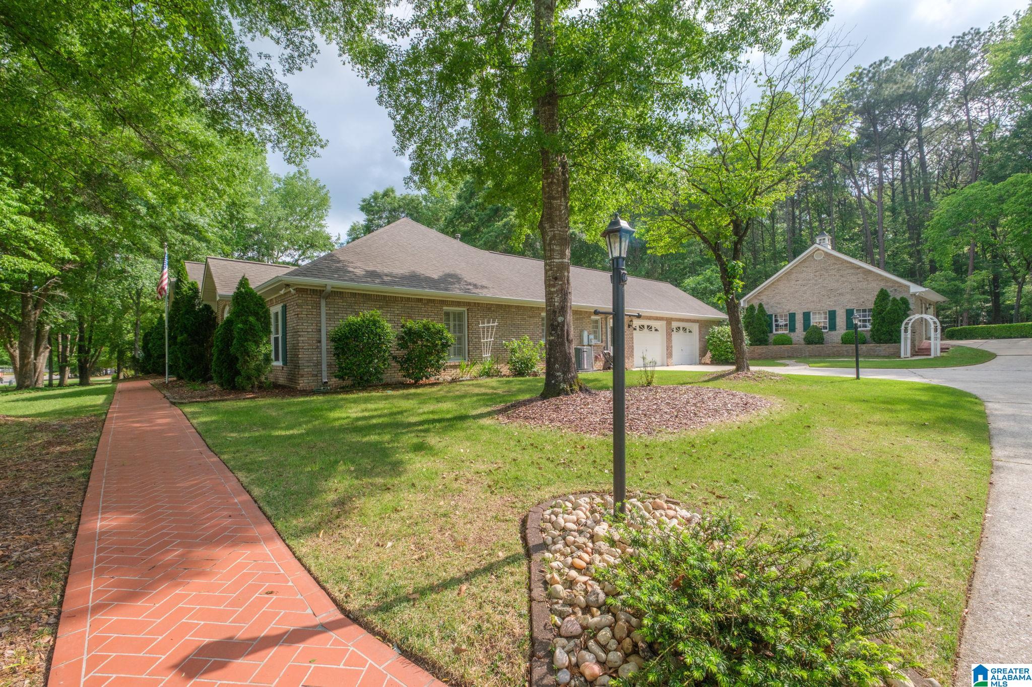 7005 Indian Ridge Drive Pelham, AL 35124 - Photo 2 of 56