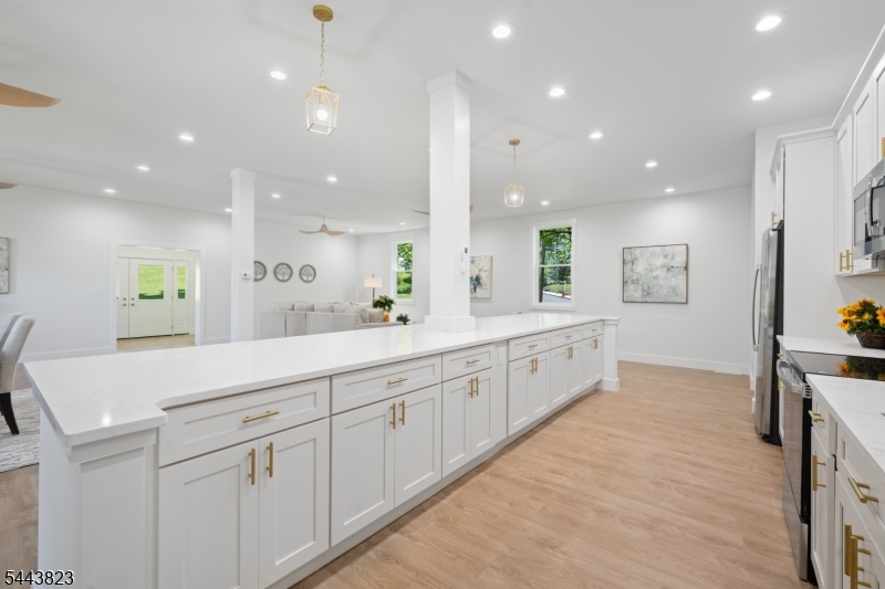125 Main Street Hampton, NJ 08827 - Photo 8 of 39