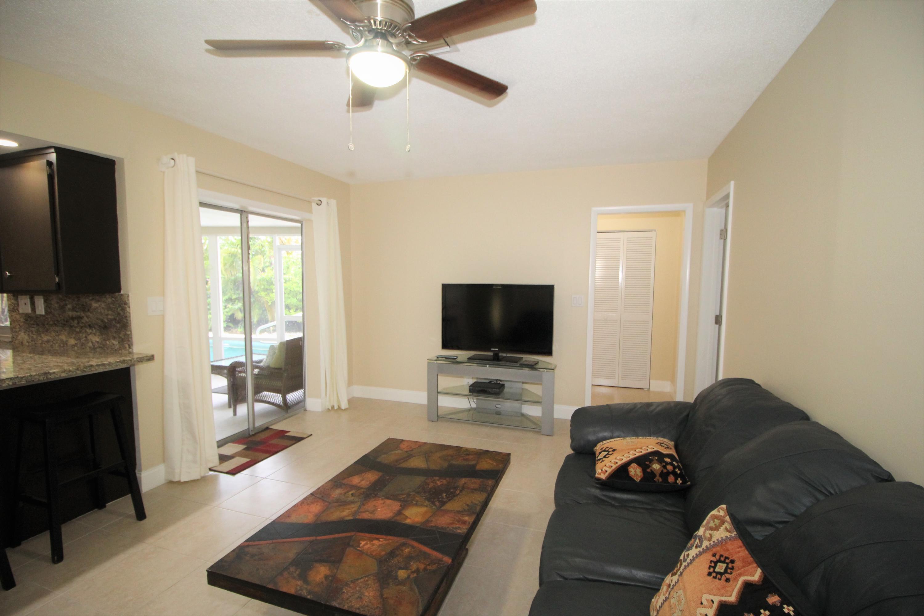 498 Northeast 28th Street Boca Raton, FL 33431 - Photo 8 of 36 IMG_5715