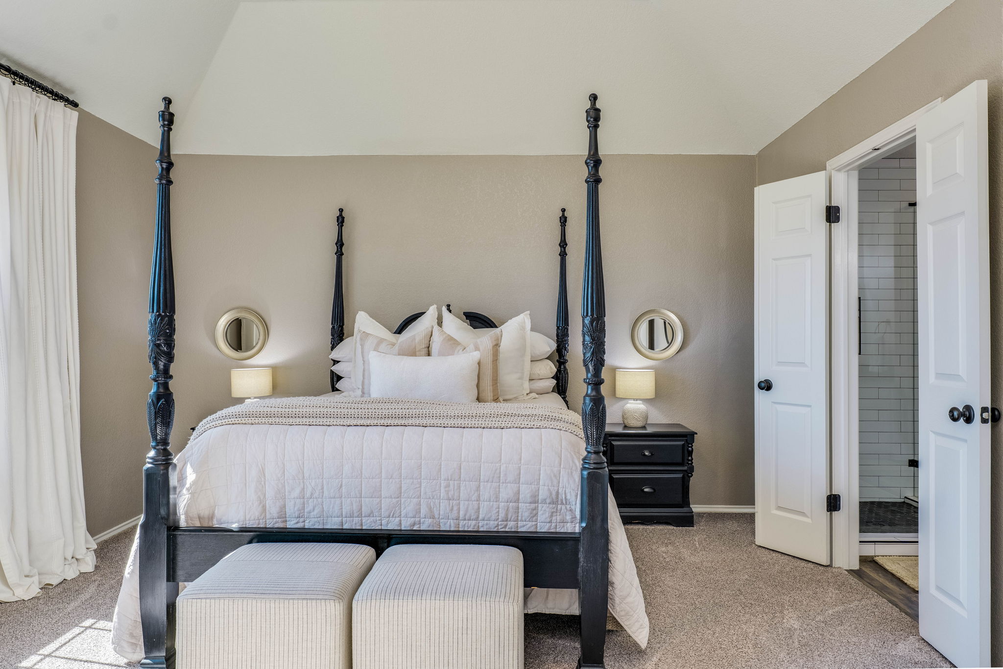 703 Ridge View Drive Leander, TX 78641 - Photo 27 of 39 Bedroom featuring light colored carpet and lofted ceiling