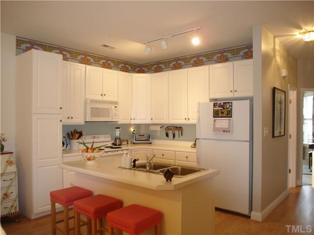 702 Teague Place Durham, NC 27707 - Photo 3 of 12