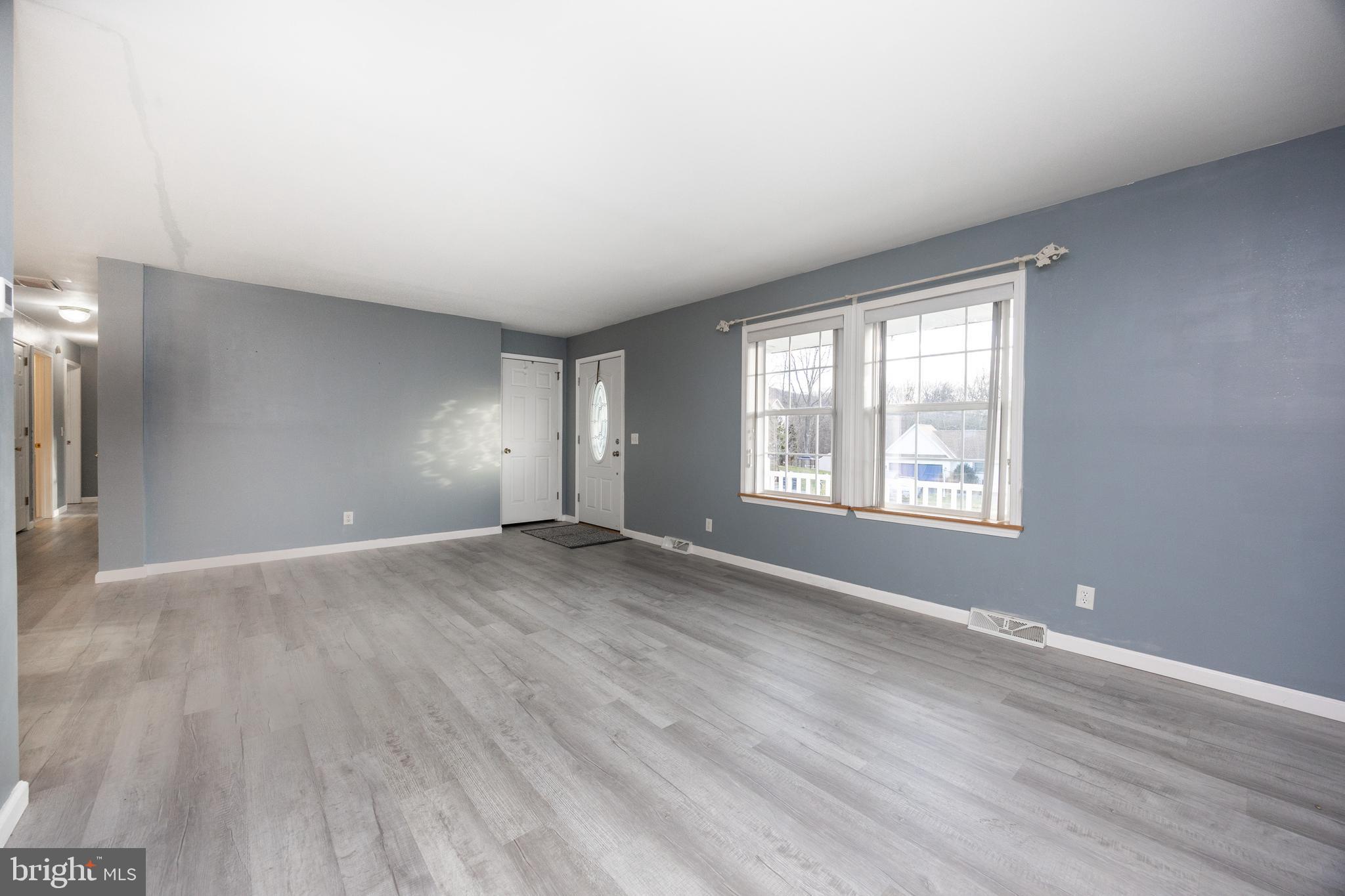 12 Sajer Road Pottsville, PA 17901 - Photo 5 of 29