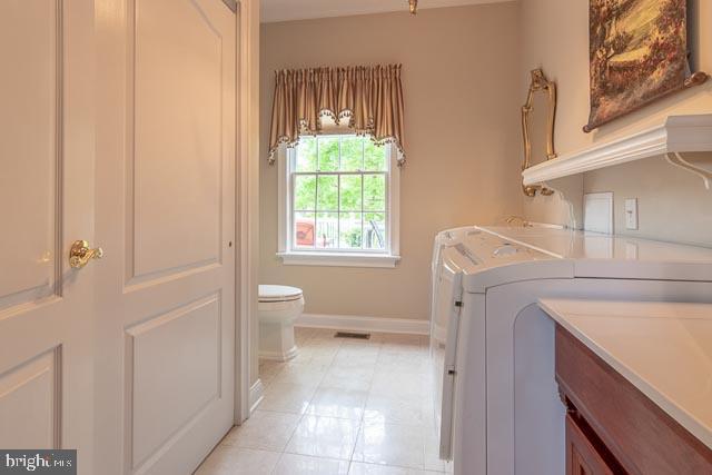 14 Todd Ridge Road Titusville, NJ 08560 - Photo 21 of 51 Mud room, half bath
