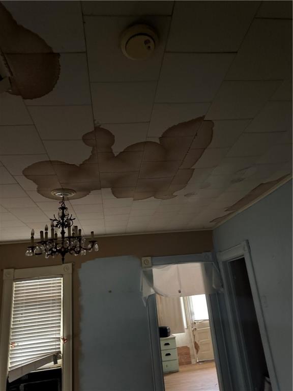 2729 Chess Avenue Parsons, KS 67357 - Photo 10 of 23