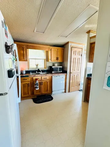 $360,000 | E8946 State Road 22, Bear Creek, WI 54922