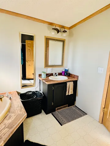 $360,000 | E8946 State Road 22, Bear Creek, WI 54922