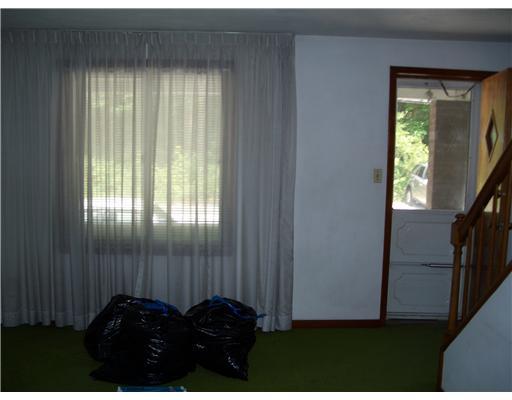 811 Guys Run Road Pittsburgh, PA 15238 - Photo 4 of 7 Dining Room.