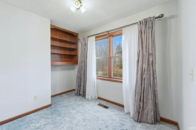 $535,000 | 12127 Mahogany Drive, Fort Wayne, IN 46814