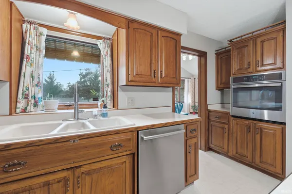 $529,900 | 12127 Mahogany Drive, Fort Wayne, IN 46814