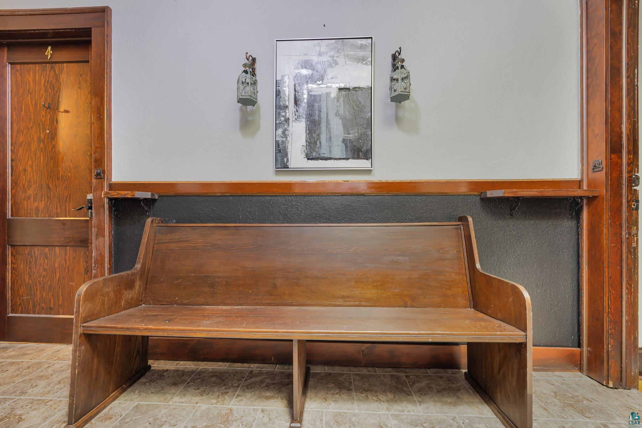 601 1st Avenue Two Harbors, MN 55616 - Photo 24 of 99 Hallway