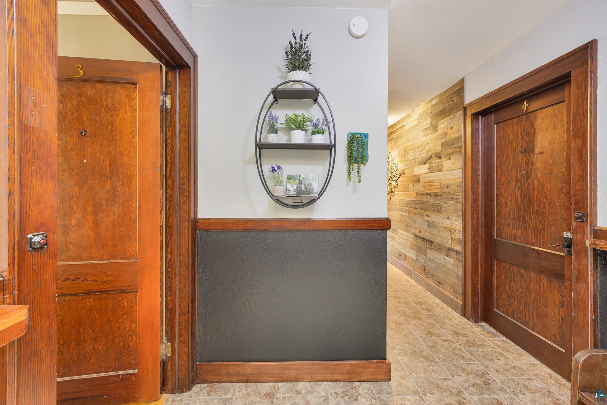 601 1st Avenue Two Harbors, MN 55616 - Photo 25 of 99 Main Hallway