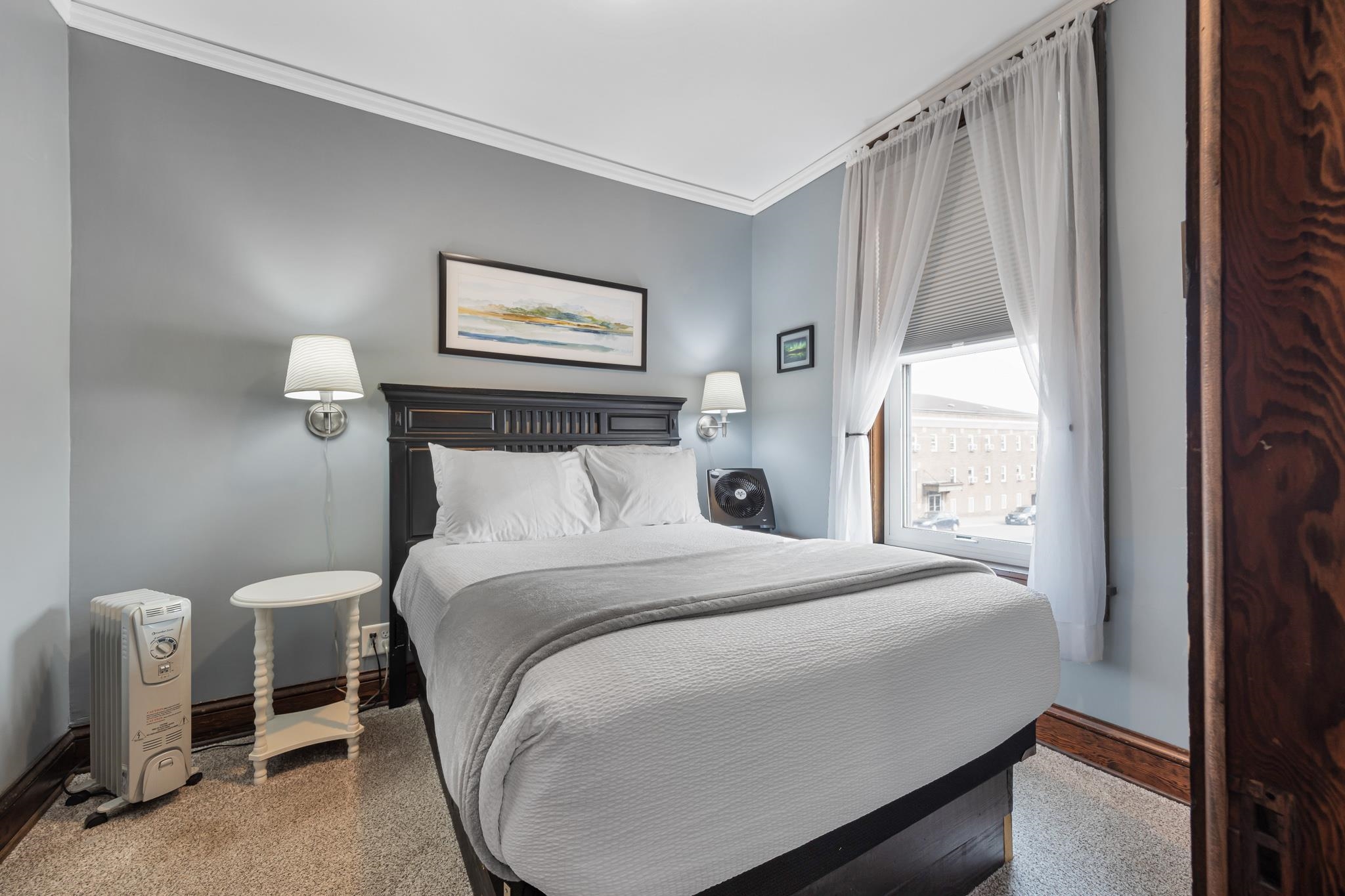 601 1st Avenue Two Harbors, MN 55616 - Photo 41 of 99 Full size bed, new windows