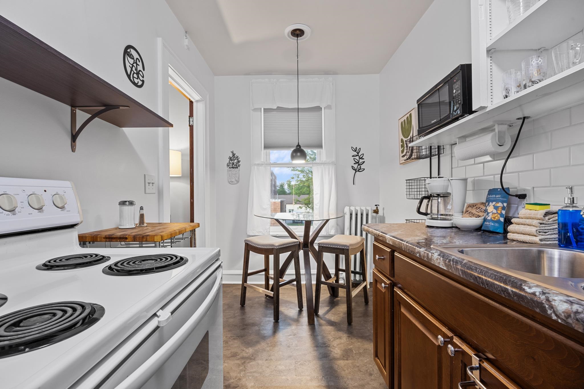 601 1st Avenue Two Harbors, MN 55616 - Photo 71 of 99 Eat-in kitchen