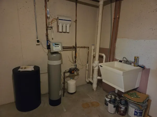 $280,000 | 2209 Virginia Drive, Manitowoc, WI 54220