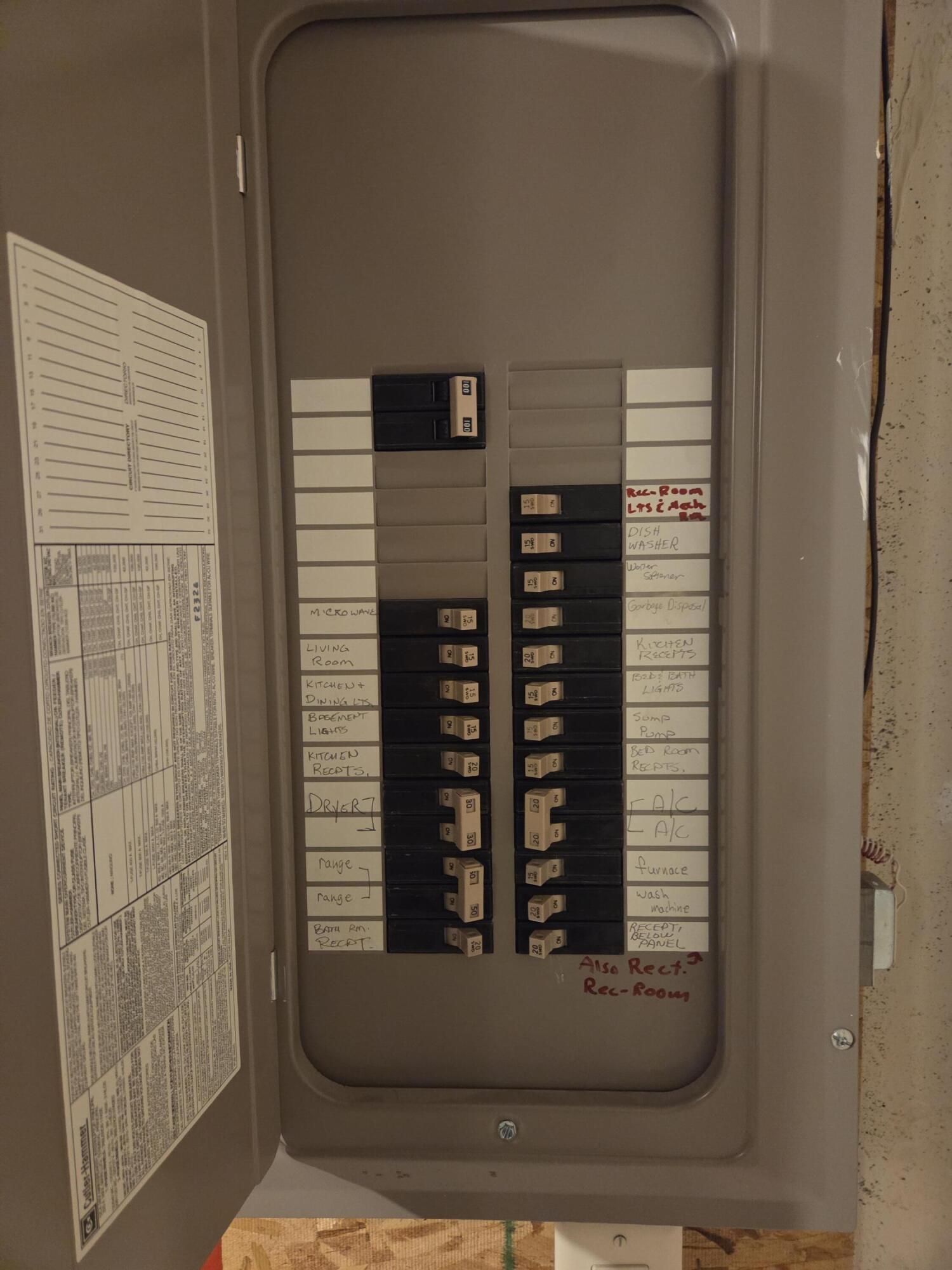 2209 Virginia Drive Manitowoc, WI 54220 - Photo 19 of 27 20260115_092234