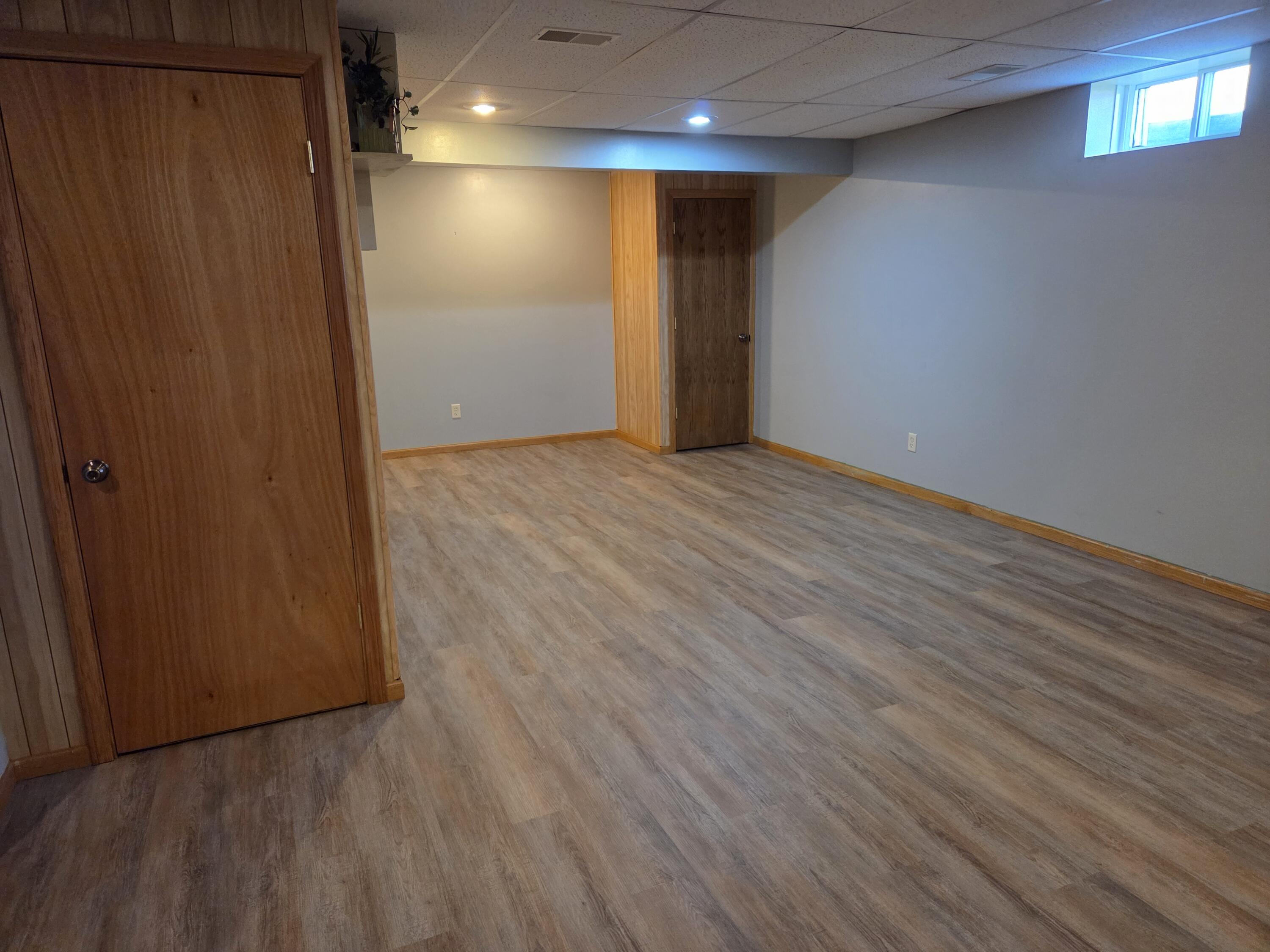 2209 Virginia Drive Manitowoc, WI 54220 - Photo 21 of 27 20260115_092312