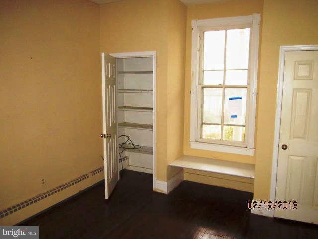 22022 Dickerson Road Dickerson, MD 20842 - Photo 11 of 23 Bedroom
