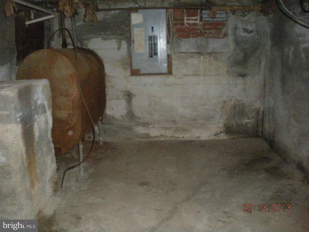 22022 Dickerson Road Dickerson, MD 20842 - Photo 14 of 23 Basement