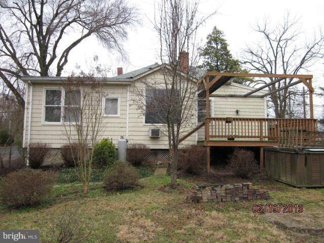 22022 Dickerson Road Dickerson, MD 20842 - Photo 19 of 23 Exterior (General)