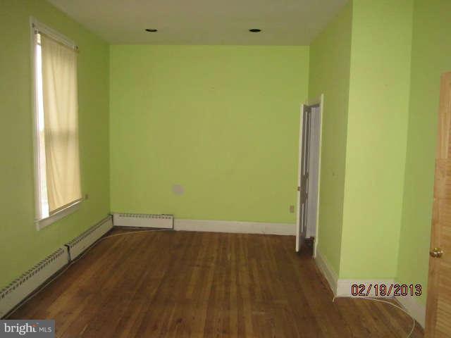 22022 Dickerson Road Dickerson, MD 20842 - Photo 7 of 23 Bedroom