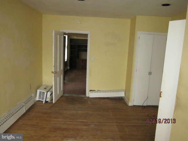 22022 Dickerson Road Dickerson, MD 20842 - Photo 9 of 23 Bedroom