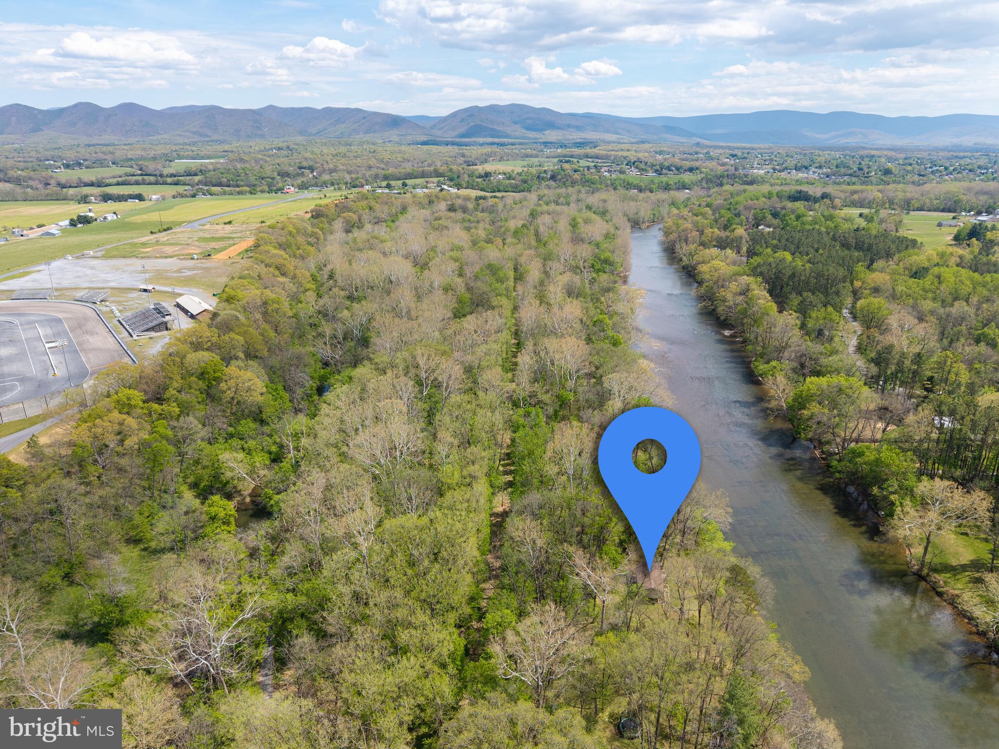 789 Mill Run Road Shenandoah, VA 22849 - Photo 71 of 76 a view of a lake with a mountain