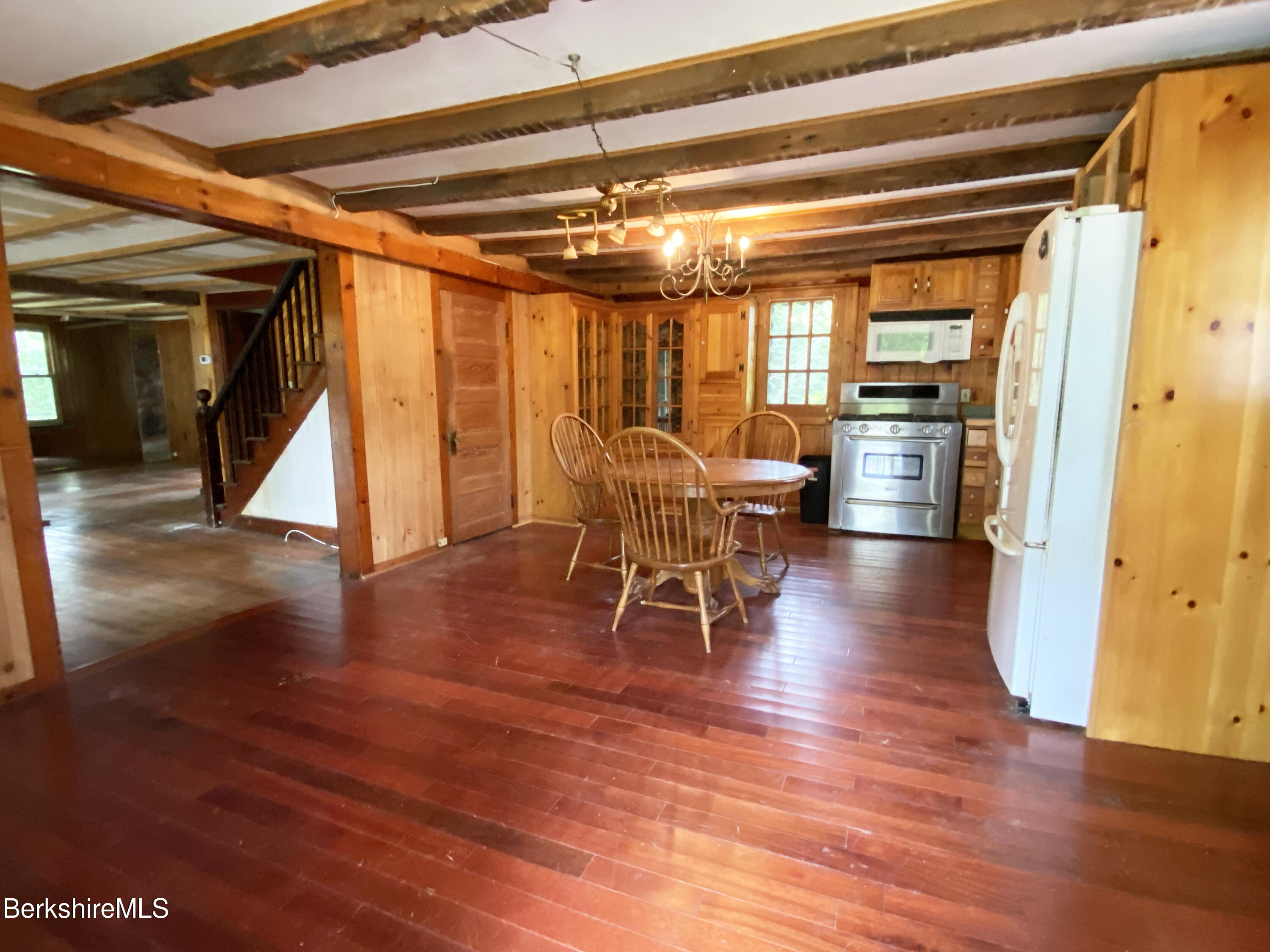 260 Stockbridge Road Lee, MA 01238 - Photo 5 of 21 Kitchen