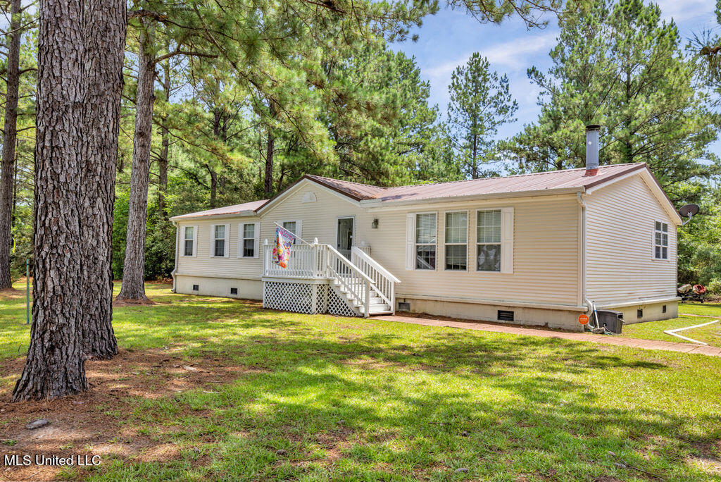 20171 Gordon Street Saucier, MS 39574 - Photo 5 of 39 20171GordonSt-5