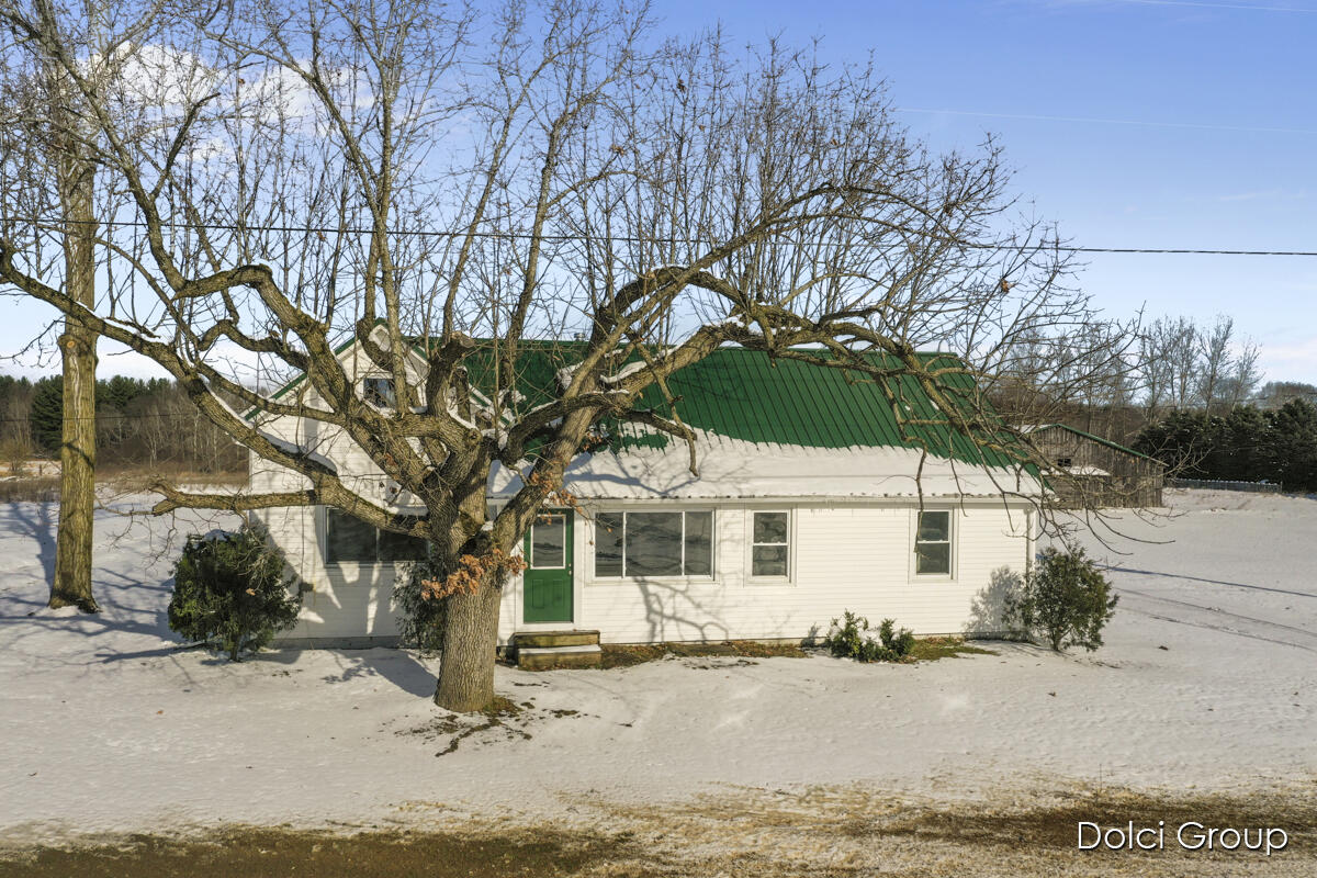 7644 West Briggs Road Stanton, MI 48888 - Photo 27 of 32 IMG_1027