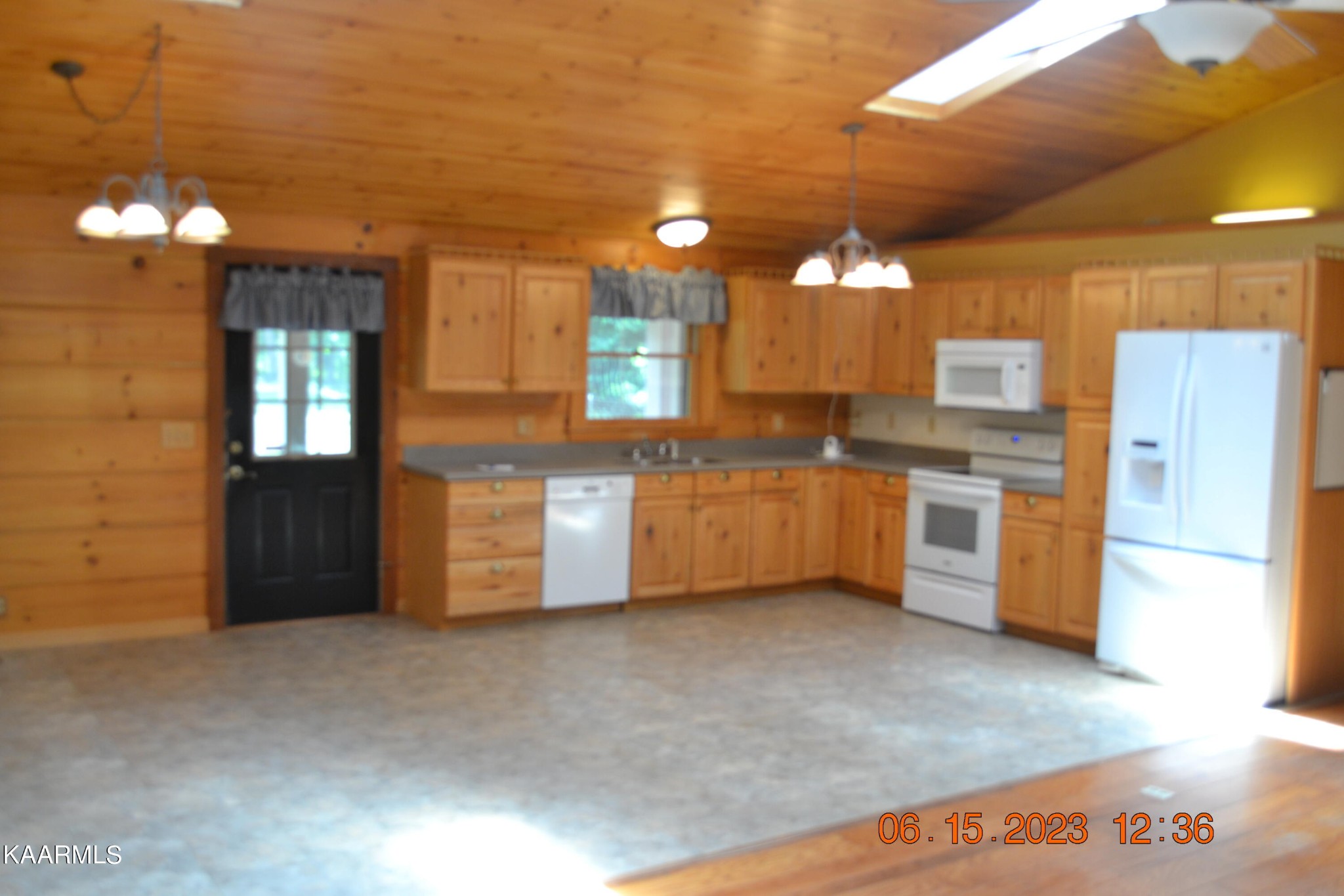 676 Obed River Road Crossville, TN 38555 - Photo 11 of 38 Gallery Image 11