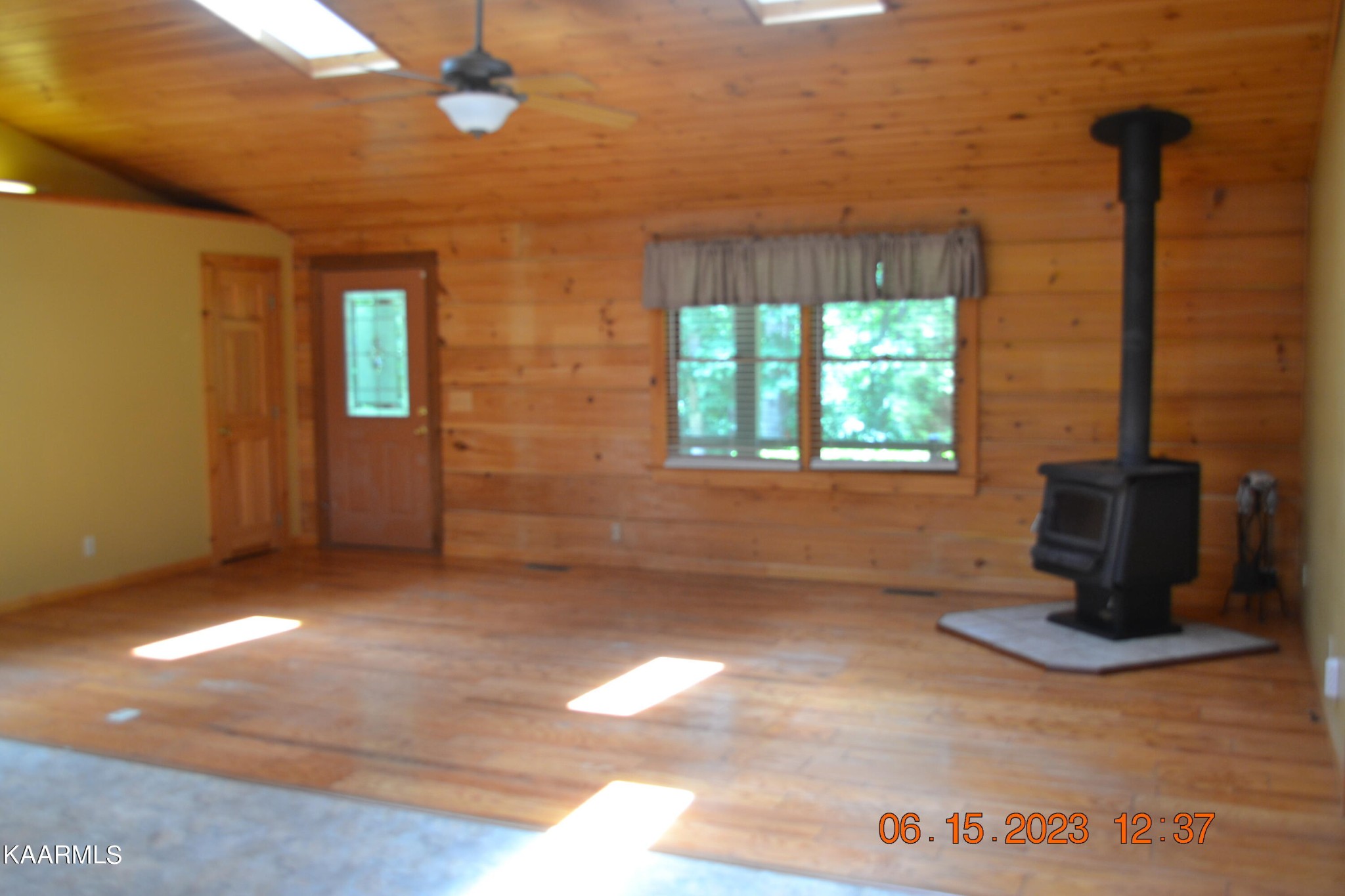 676 Obed River Road Crossville, TN 38555 - Photo 13 of 38 Gallery Image 13