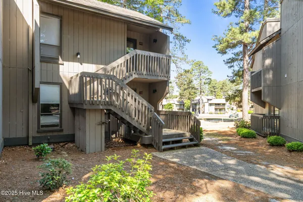 $270,000 | 5 Pine Tree Road, Unit 110, Pinehurst, NC 28374