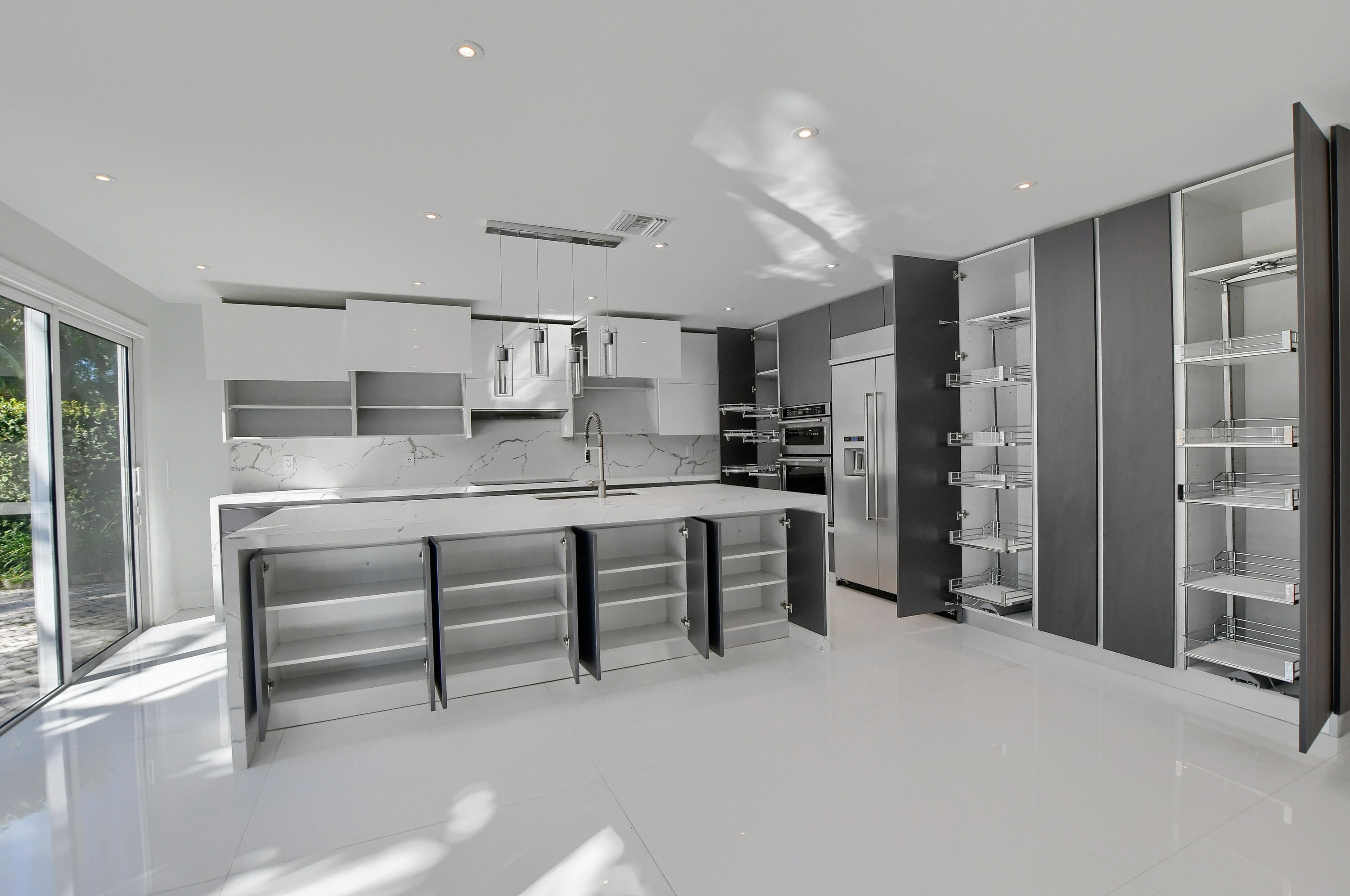 23352 Lago Mar Circle Boca Raton, FL 33433 - Photo 73 of 78 59_ebf_0300-hdr(5)