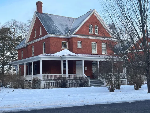 $299,900 | 408 C Dalton Drive, Unit C, Colchester, VT 05446