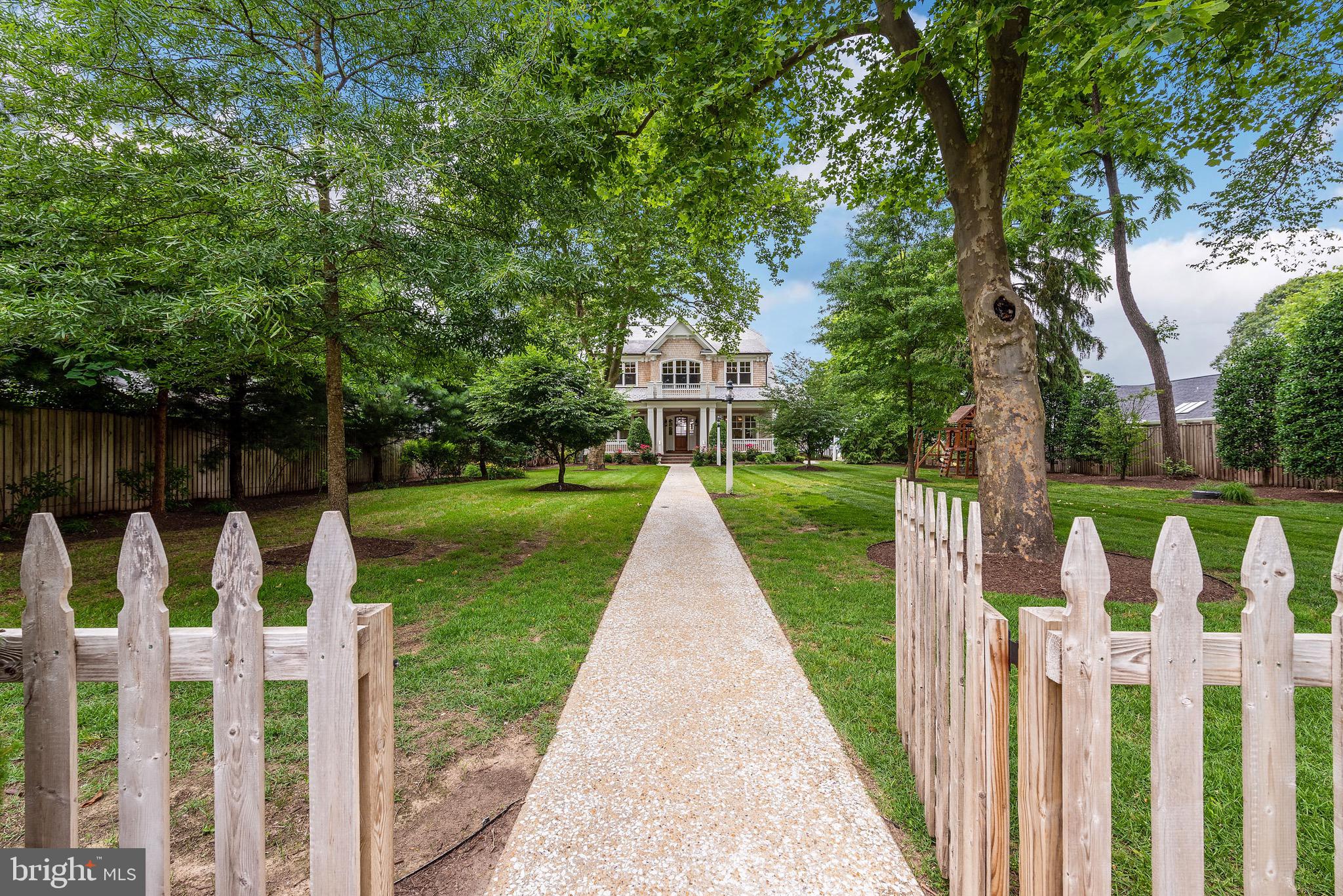 366 Oak Drive Arnold, MD 21012 - Photo 3 of 50